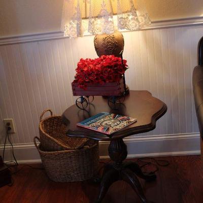 Scalloped edged table