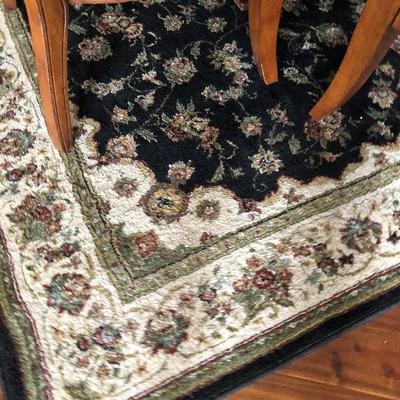 Black and roses rug
