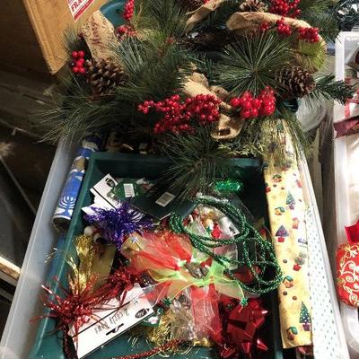 Lot 1 seasonal Christmas