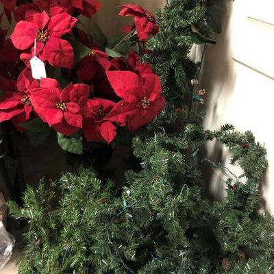 Lot 1 seasonal Christmas