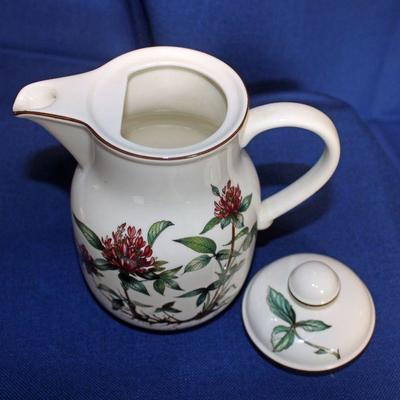 lOT 20: Villeroy and Boch Botanica Coffee Pot