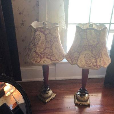 Matching lamps