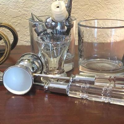 Bar ware