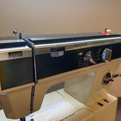 Sewing machine + Accessories Lot 