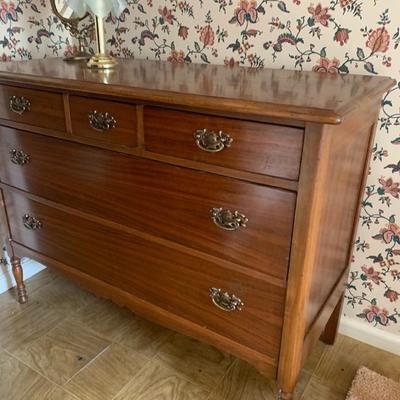 Vintage 5 drawer chest
