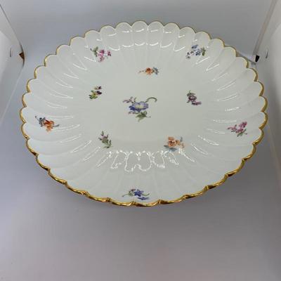 Meissen antique fluted cake plate, scattered flowers pattern hand painted porcelain 