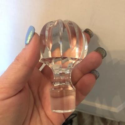 Crystal glass decanter with 2 glasses 
