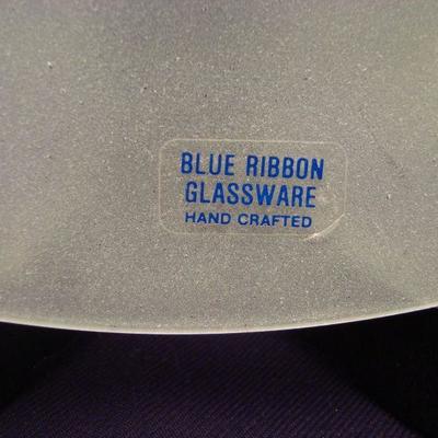 Blue Ribbon Glassware Saint Bernard Plate