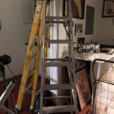 Aluminum ladder