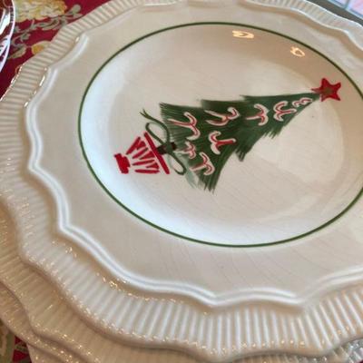 Holiday plates