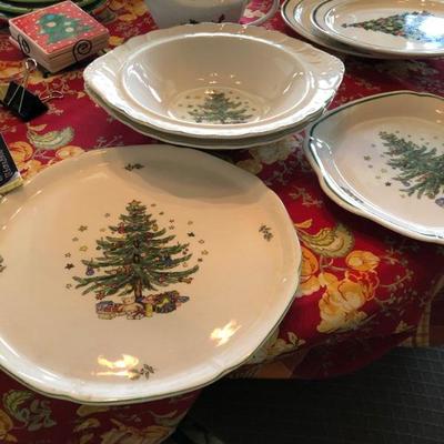Christmas tree dishes
