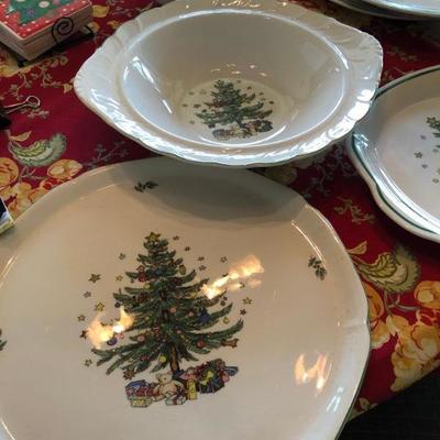 Christmas tree dishes
