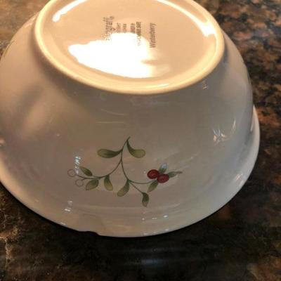 Winterberry pieces