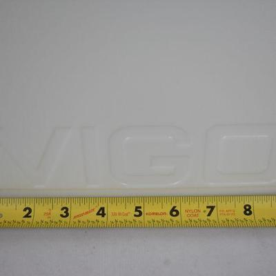 White Cutting board by Vigo 9.75