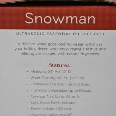 Snowman Holiday Essential Oil Diffuser, White, SpaRoom - New