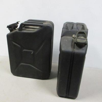 Lot 104 - Jerry Cans 20 Liters