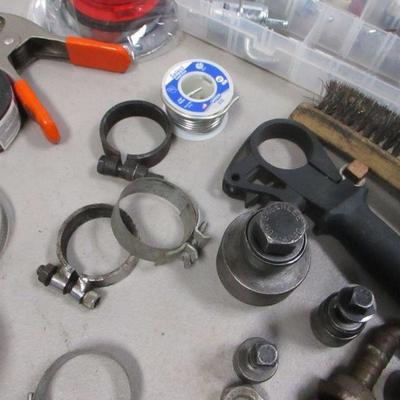 Lot 113 - Clamps & More