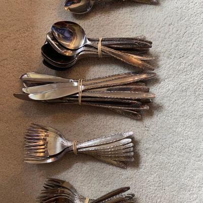 Silverware Set 