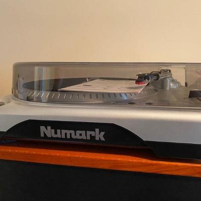 Numark Record player