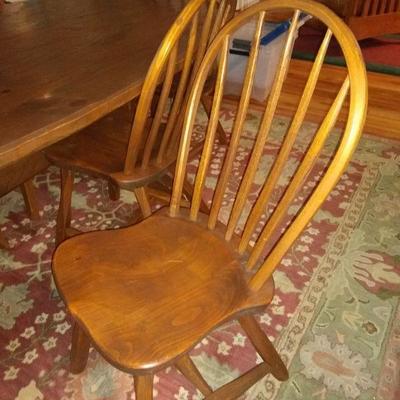 Vintage Hand Hewn Doweled Table and 6 Chairs