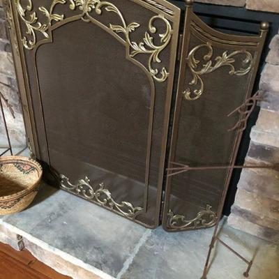 Fireplace screen