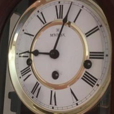 Vintage Montreux Wall Clock. Working with Key