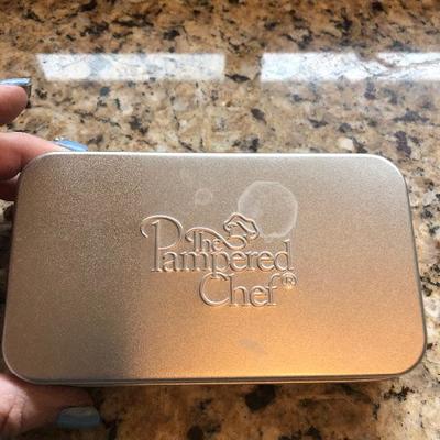 Pampered chef cookie cutter set 