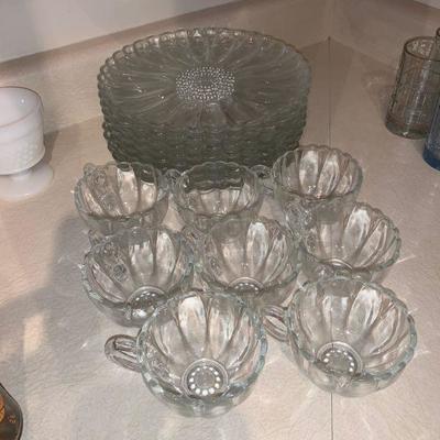 Plates with glasses Bunch Bowl Set