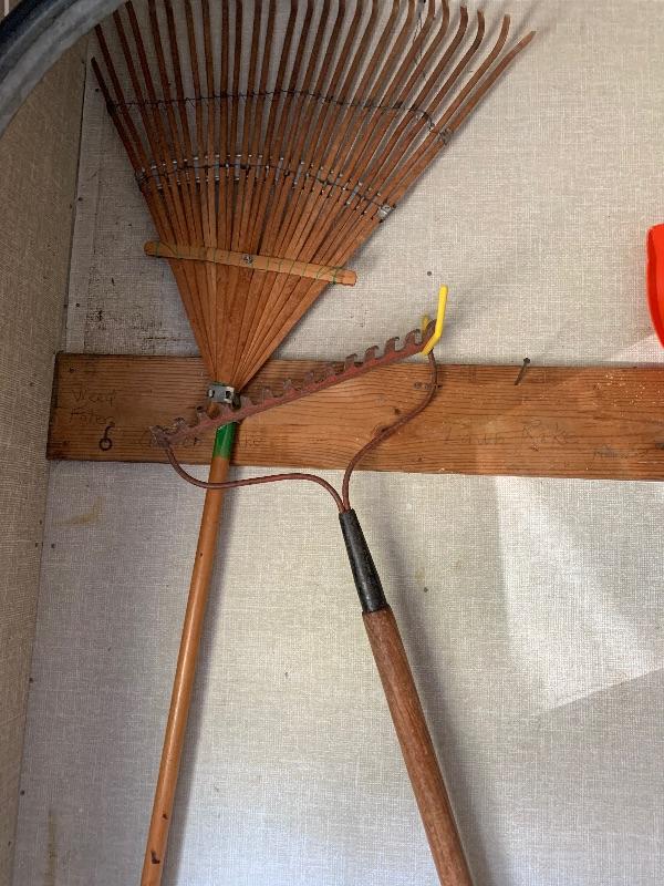 leaf and gravel rake