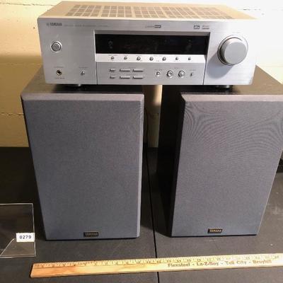 Yamaha Audiio Video Reciever & Bookshelf Speakers Set