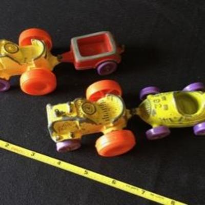 Lot of Vintage Tootosie Toy Car 1960s Die Cast Painted Metal