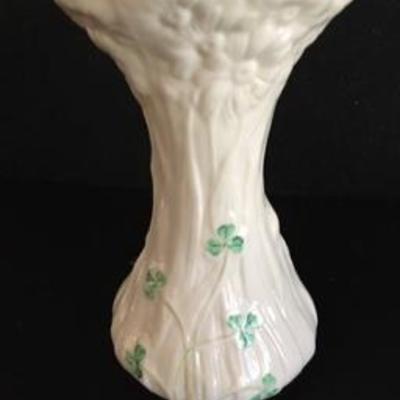  Belleek Ireland Vase 6th Mark