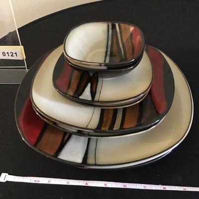 8 Piece Modern Elite Dinner Set