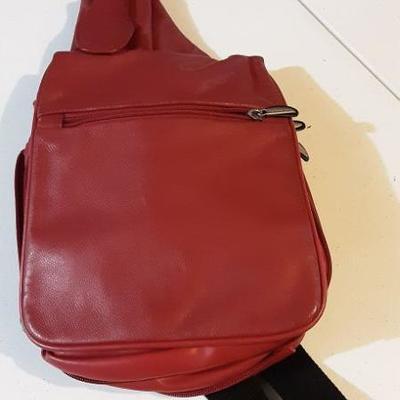 Travelon sling backpack