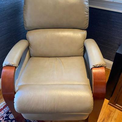Ethan Allen Danish Style Lounge Chair