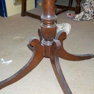 Mid Century square end table with claw feet.