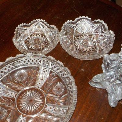 4 pieces of amazing cut glass.