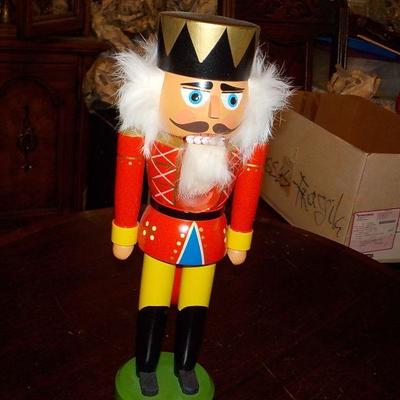 Nut Cracker / King / 11 in. german made.