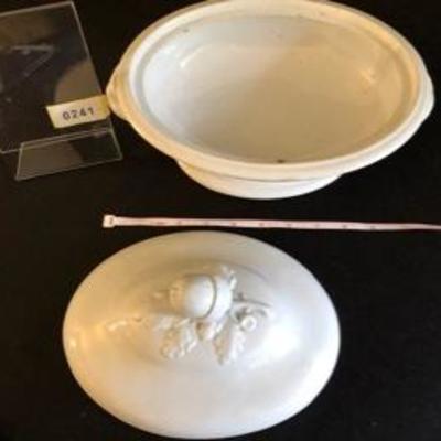 Antique 19th C. English Ironstone Tureen by J&G Meakin