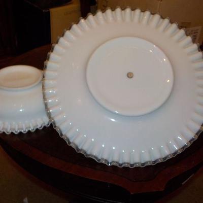 Milk glass by fenton Serving Trays. (2)