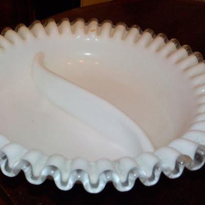 Milk glass by fenton Serving Trays. (2)