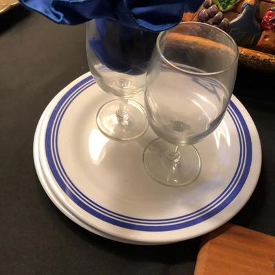 Vintage Picnic Basket Set