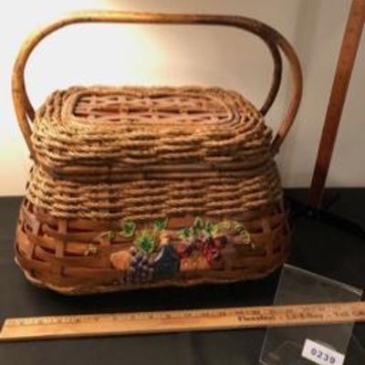 Vintage Picnic Basket Set