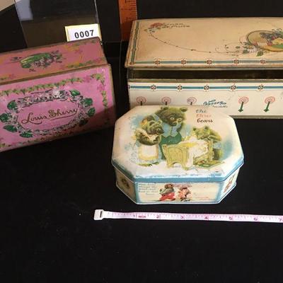 3 Vintage  Antique tins 3 Bears, 