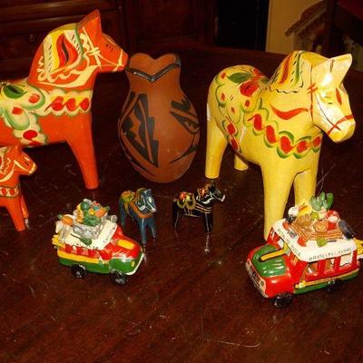 Multi set Native american vase, wood horses (5) and 2 cars.