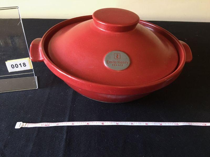 Emile Henry French covered oven tagine casserole dish