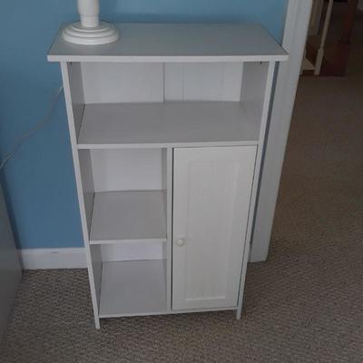 White shelf with cabinet