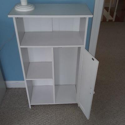 White shelf with cabinet