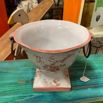 Ceramic floral bowl 