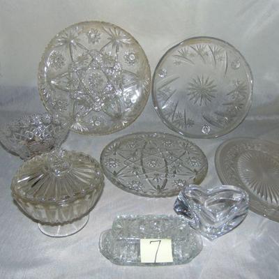 7  Miscellaneous glassware